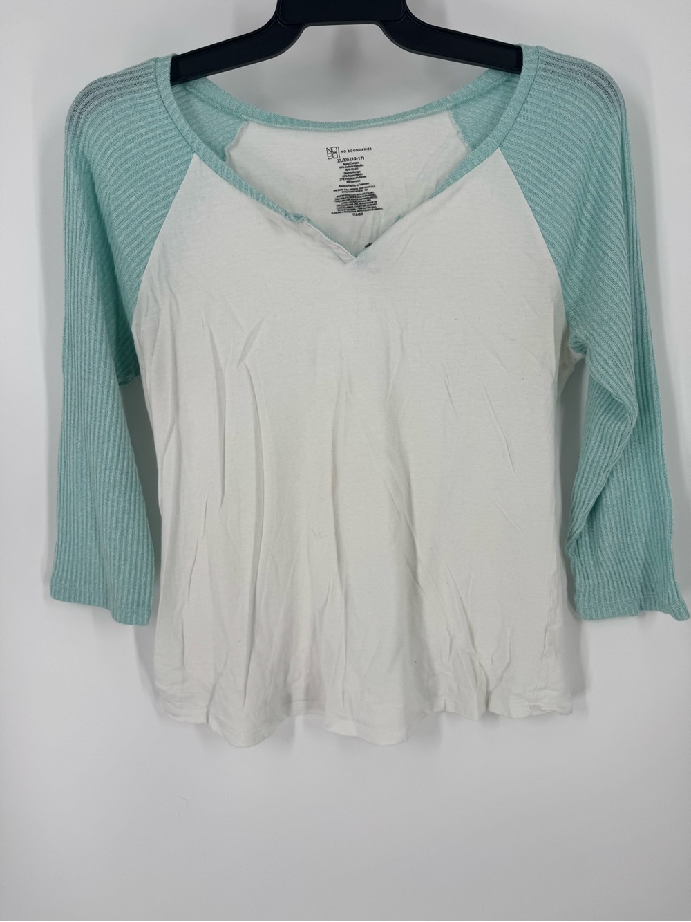 No Boundaries Mint and White Raglan Notch-Neck Top
